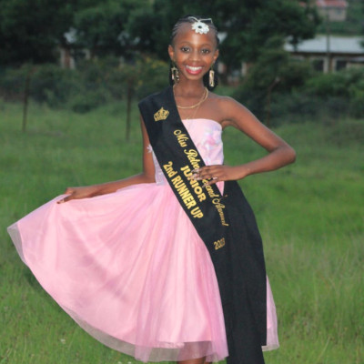 Umnene Mzobe
